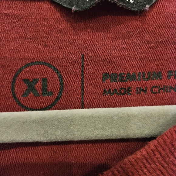 Mens Brixton pocket t-shirt size XL color maroon - Picture 3 of 3